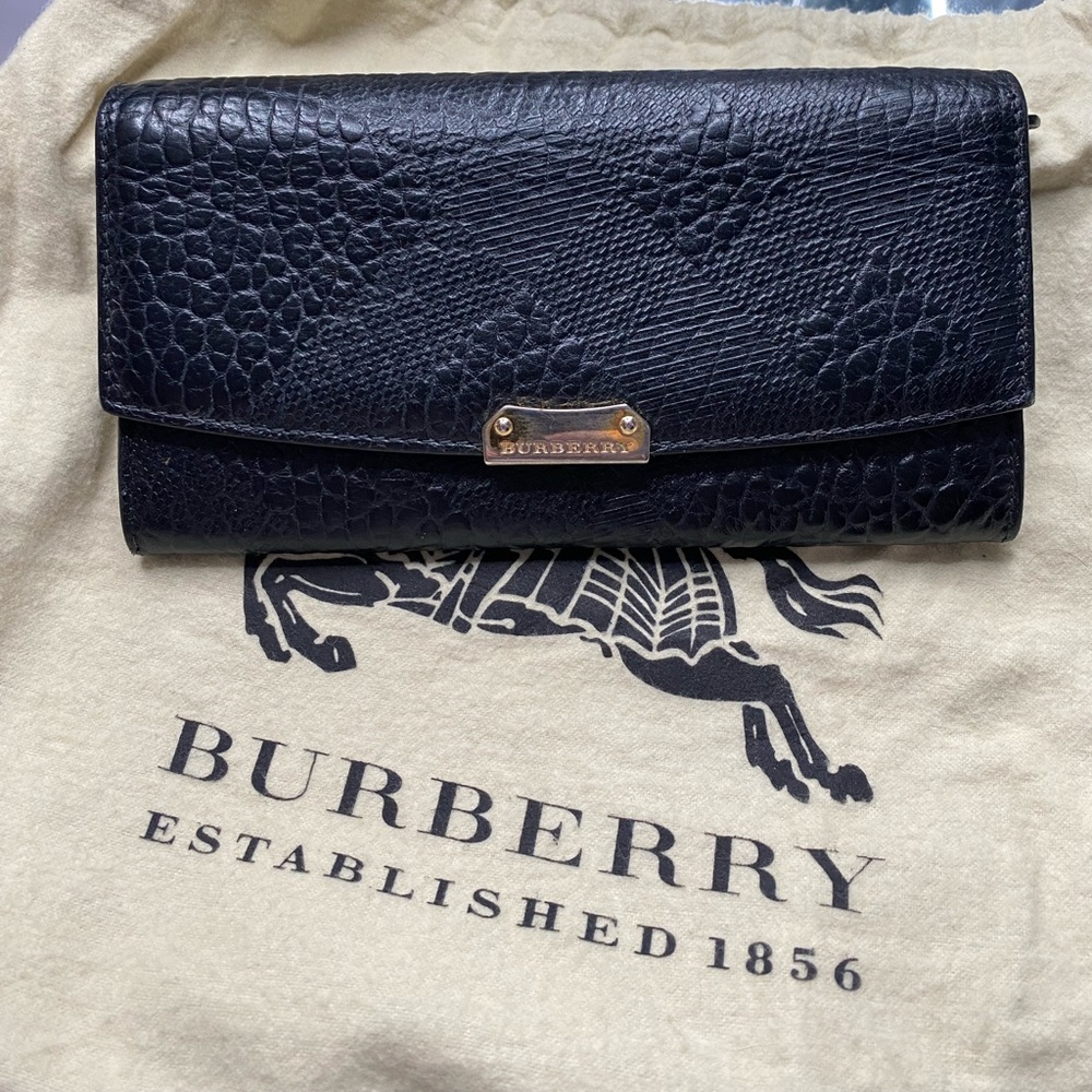 Burberry wallet